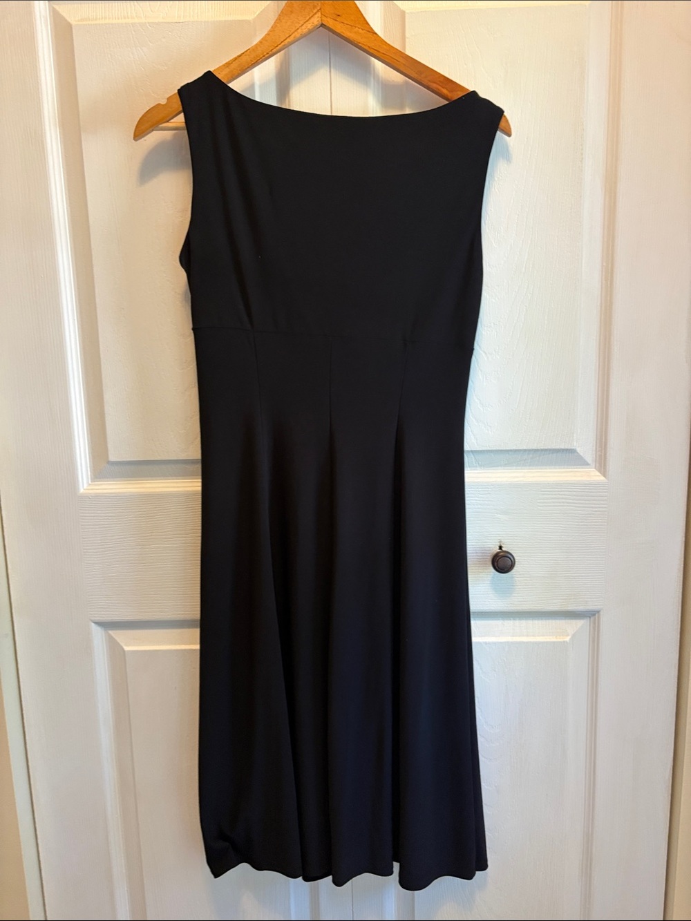 Jones New York Black Sleeveless Surplice V-Neck Pleated Midi Dress Size 8 - Picture 7 of 8